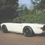 Triumph TR 6 - DW72-156 6Jx15 ET0